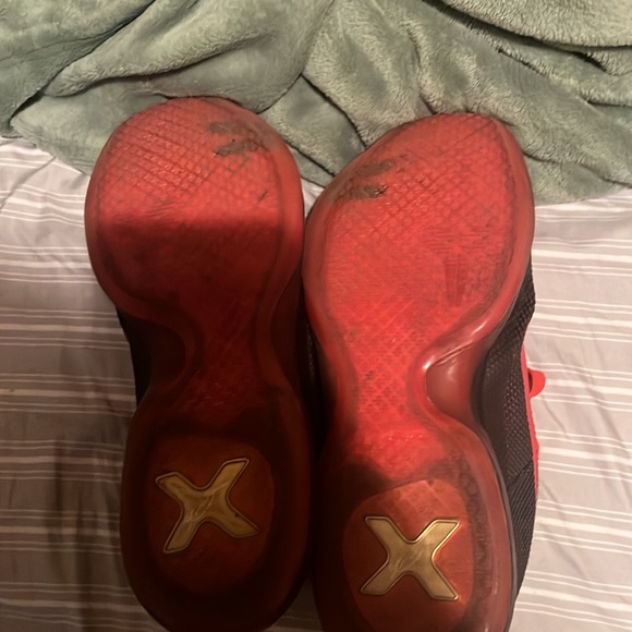 kobe 10 bright crimson - Picture 5 of 6